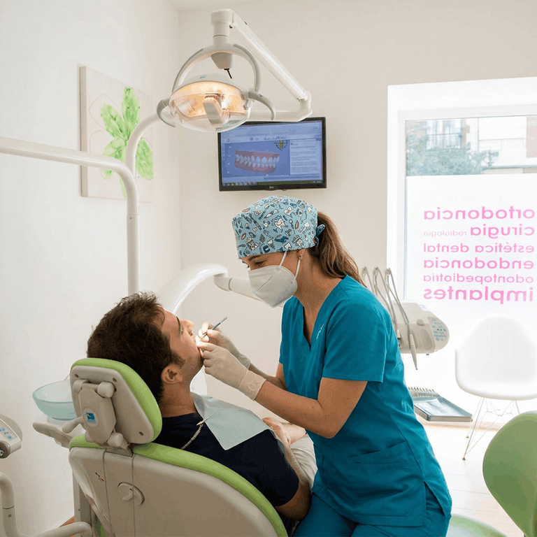 Carillas dentales Madrid