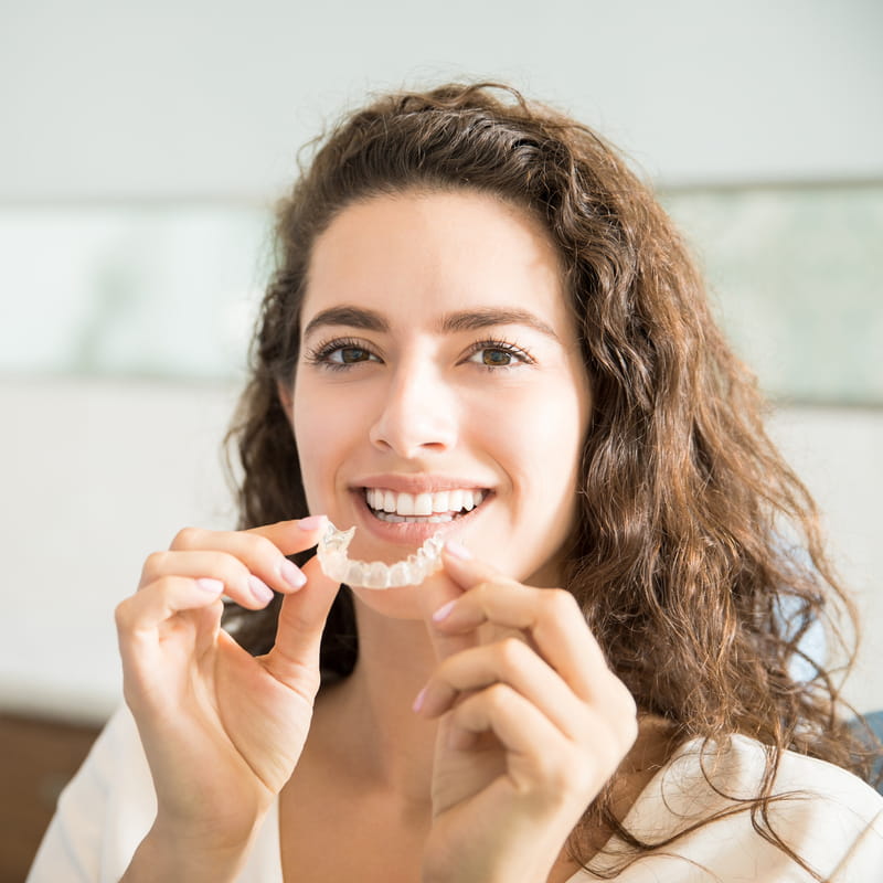 Invisalign precio